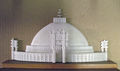 Modelle einer Stupa und des Nordtores von Sanci